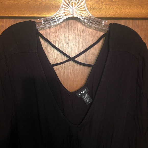 Torrid Short Sleeve Blouse - Picture 3 of 5